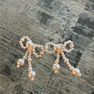 Elegant Pearl Bow Earrings